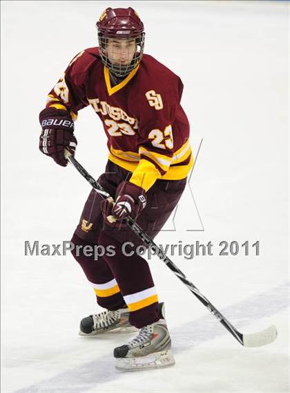 Thumbnail 3 in St. Joseph vs. New Canaan (CIAC Division 1 Semifinal) photogallery.