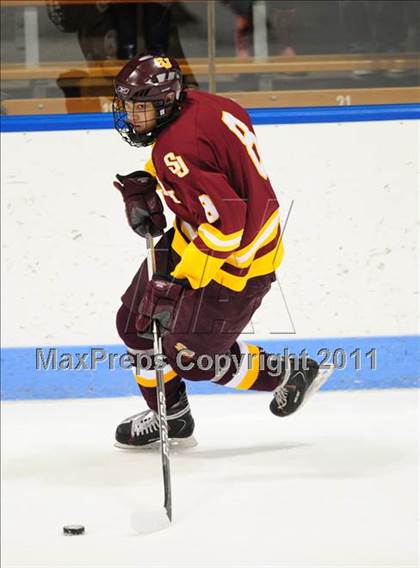 Thumbnail 1 in St. Joseph vs. New Canaan (CIAC Division 1 Semifinal) photogallery.