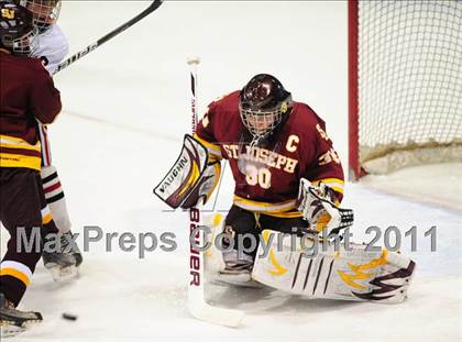 Thumbnail 1 in St. Joseph vs. New Canaan (CIAC Division 1 Semifinal) photogallery.