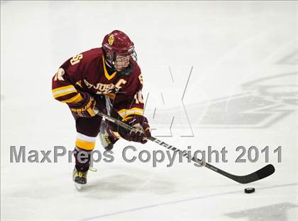 Thumbnail 3 in St. Joseph vs. New Canaan (CIAC Division 1 Semifinal) photogallery.