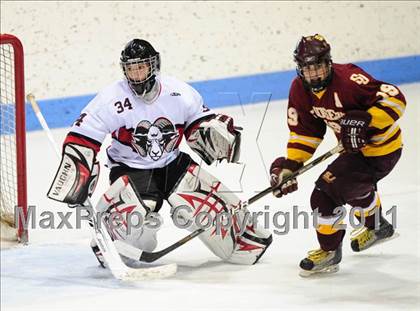 Thumbnail 3 in St. Joseph vs. New Canaan (CIAC Division 1 Semifinal) photogallery.