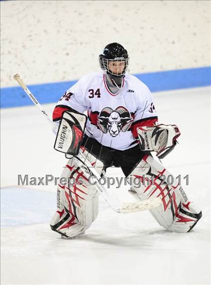 Thumbnail 2 in St. Joseph vs. New Canaan (CIAC Division 1 Semifinal) photogallery.