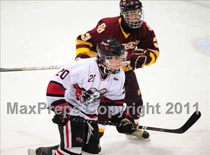 Thumbnail 1 in St. Joseph vs. New Canaan (CIAC Division 1 Semifinal) photogallery.