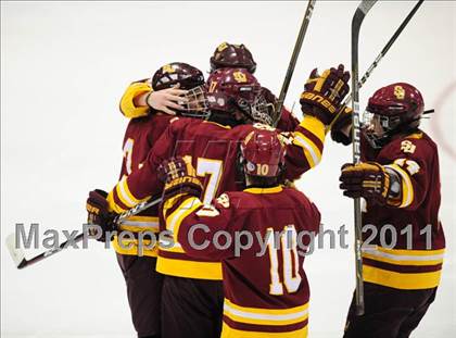 Thumbnail 2 in St. Joseph vs. New Canaan (CIAC Division 1 Semifinal) photogallery.
