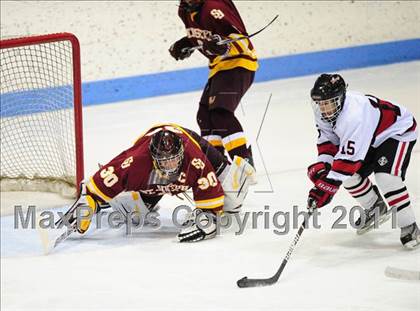 Thumbnail 2 in St. Joseph vs. New Canaan (CIAC Division 1 Semifinal) photogallery.