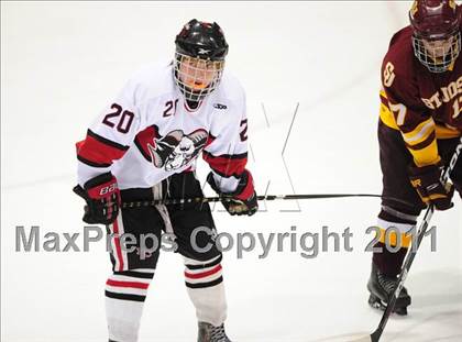 Thumbnail 3 in St. Joseph vs. New Canaan (CIAC Division 1 Semifinal) photogallery.