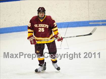 Thumbnail 3 in St. Joseph vs. New Canaan (CIAC Division 1 Semifinal) photogallery.