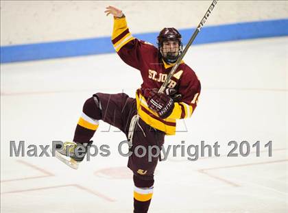Thumbnail 1 in St. Joseph vs. New Canaan (CIAC Division 1 Semifinal) photogallery.