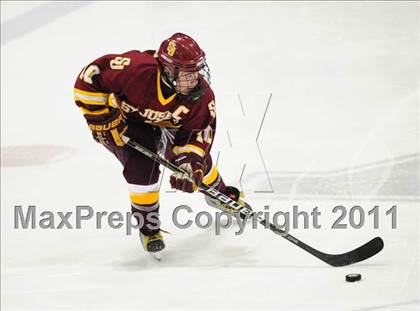 Thumbnail 2 in St. Joseph vs. New Canaan (CIAC Division 1 Semifinal) photogallery.