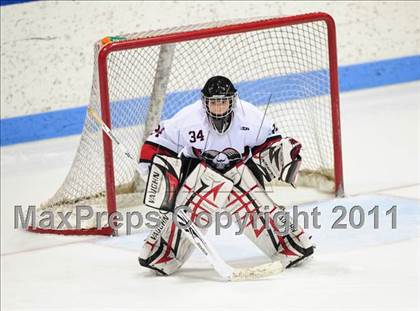 Thumbnail 2 in St. Joseph vs. New Canaan (CIAC Division 1 Semifinal) photogallery.