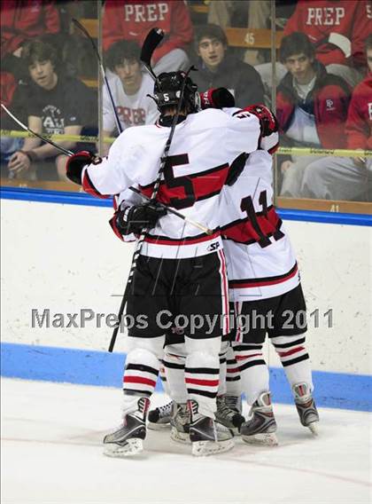 Thumbnail 3 in St. Joseph vs. New Canaan (CIAC Division 1 Semifinal) photogallery.