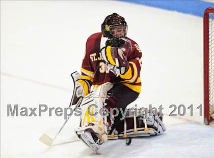Thumbnail 2 in St. Joseph vs. New Canaan (CIAC Division 1 Semifinal) photogallery.