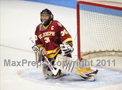 Thumbnail 3 in St. Joseph vs. New Canaan (CIAC Division 1 Semifinal) photogallery.