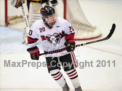 Thumbnail 2 in St. Joseph vs. New Canaan (CIAC Division 1 Semifinal) photogallery.