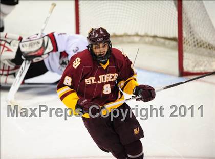 Thumbnail 1 in St. Joseph vs. New Canaan (CIAC Division 1 Semifinal) photogallery.
