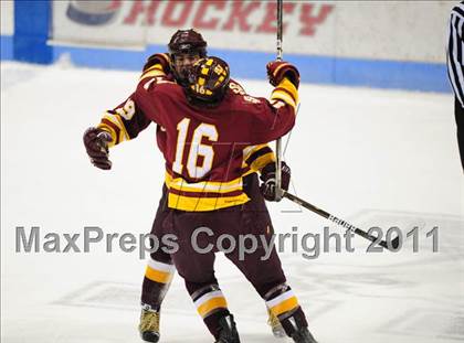 Thumbnail 2 in St. Joseph vs. New Canaan (CIAC Division 1 Semifinal) photogallery.