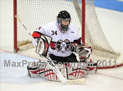 Thumbnail 1 in St. Joseph vs. New Canaan (CIAC Division 1 Semifinal) photogallery.