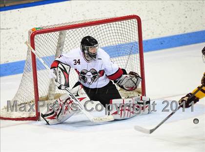 Thumbnail 3 in St. Joseph vs. New Canaan (CIAC Division 1 Semifinal) photogallery.