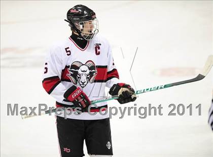 Thumbnail 3 in St. Joseph vs. New Canaan (CIAC Division 1 Semifinal) photogallery.