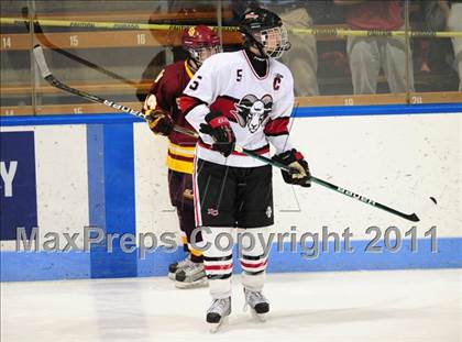 Thumbnail 1 in St. Joseph vs. New Canaan (CIAC Division 1 Semifinal) photogallery.