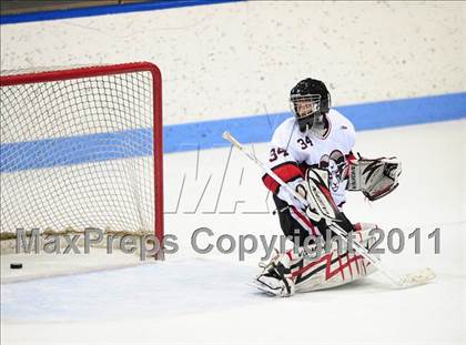 Thumbnail 1 in St. Joseph vs. New Canaan (CIAC Division 1 Semifinal) photogallery.