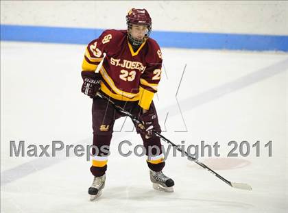Thumbnail 2 in St. Joseph vs. New Canaan (CIAC Division 1 Semifinal) photogallery.