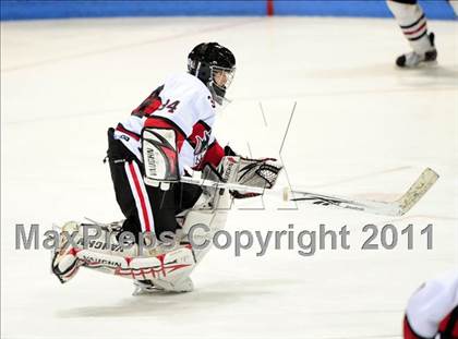 Thumbnail 1 in St. Joseph vs. New Canaan (CIAC Division 1 Semifinal) photogallery.