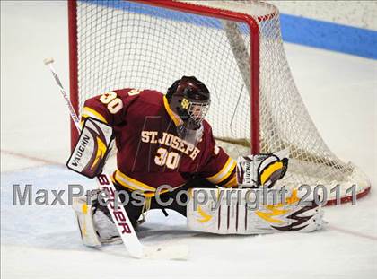 Thumbnail 2 in St. Joseph vs. New Canaan (CIAC Division 1 Semifinal) photogallery.