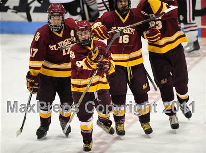 Thumbnail 2 in St. Joseph vs. New Canaan (CIAC Division 1 Semifinal) photogallery.