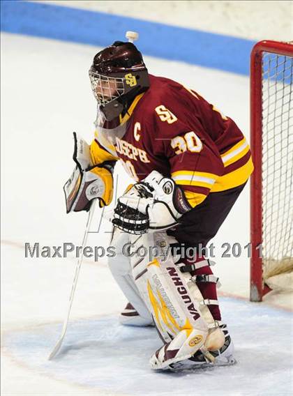 Thumbnail 2 in St. Joseph vs. New Canaan (CIAC Division 1 Semifinal) photogallery.
