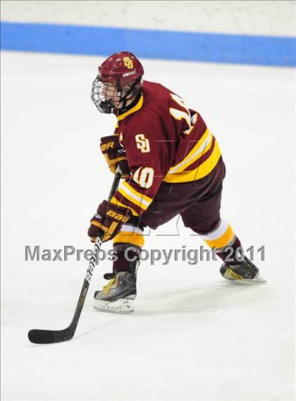 Thumbnail 1 in St. Joseph vs. New Canaan (CIAC Division 1 Semifinal) photogallery.
