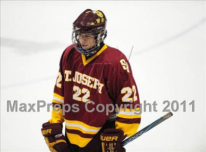 Thumbnail 3 in St. Joseph vs. New Canaan (CIAC Division 1 Semifinal) photogallery.