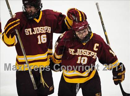 Thumbnail 1 in St. Joseph vs. New Canaan (CIAC Division 1 Semifinal) photogallery.