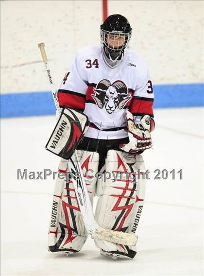 Thumbnail 3 in St. Joseph vs. New Canaan (CIAC Division 1 Semifinal) photogallery.
