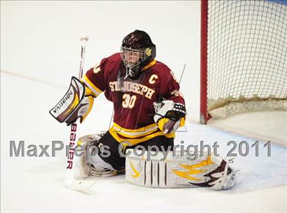 Thumbnail 3 in St. Joseph vs. New Canaan (CIAC Division 1 Semifinal) photogallery.