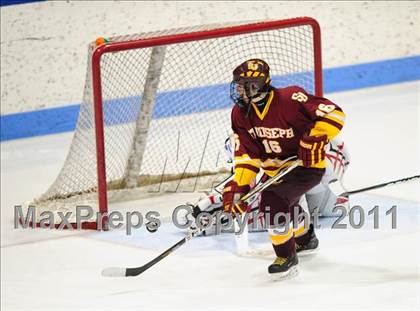 Thumbnail 2 in St. Joseph vs. New Canaan (CIAC Division 1 Semifinal) photogallery.