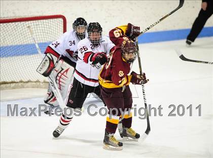 Thumbnail 1 in St. Joseph vs. New Canaan (CIAC Division 1 Semifinal) photogallery.