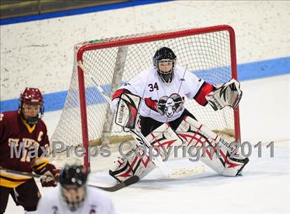 Thumbnail 2 in St. Joseph vs. New Canaan (CIAC Division 1 Semifinal) photogallery.