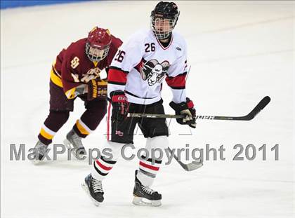 Thumbnail 1 in St. Joseph vs. New Canaan (CIAC Division 1 Semifinal) photogallery.