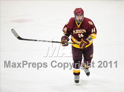 Thumbnail 3 in St. Joseph vs. New Canaan (CIAC Division 1 Semifinal) photogallery.