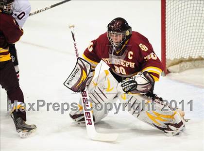 Thumbnail 3 in St. Joseph vs. New Canaan (CIAC Division 1 Semifinal) photogallery.