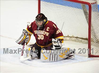 Thumbnail 3 in St. Joseph vs. New Canaan (CIAC Division 1 Semifinal) photogallery.