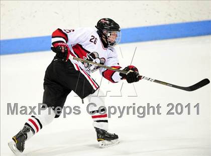 Thumbnail 3 in St. Joseph vs. New Canaan (CIAC Division 1 Semifinal) photogallery.