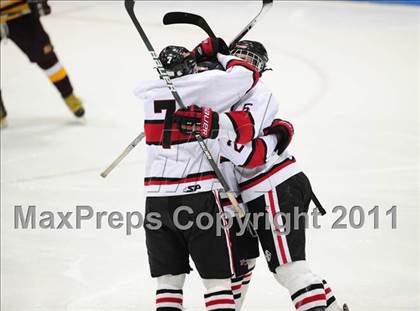Thumbnail 3 in St. Joseph vs. New Canaan (CIAC Division 1 Semifinal) photogallery.