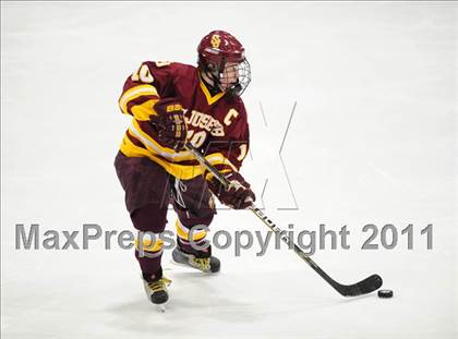 Thumbnail 2 in St. Joseph vs. New Canaan (CIAC Division 1 Semifinal) photogallery.