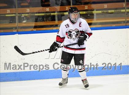 Thumbnail 3 in St. Joseph vs. New Canaan (CIAC Division 1 Semifinal) photogallery.