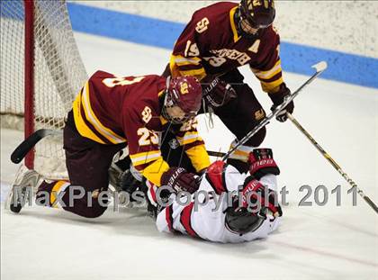 Thumbnail 2 in St. Joseph vs. New Canaan (CIAC Division 1 Semifinal) photogallery.