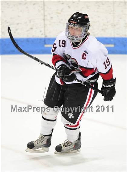 Thumbnail 2 in St. Joseph vs. New Canaan (CIAC Division 1 Semifinal) photogallery.