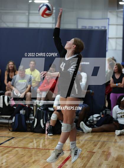 Thumbnail 3 in Trinity Catholic vs Lafayette (Nike Tournament of Champions) photogallery.