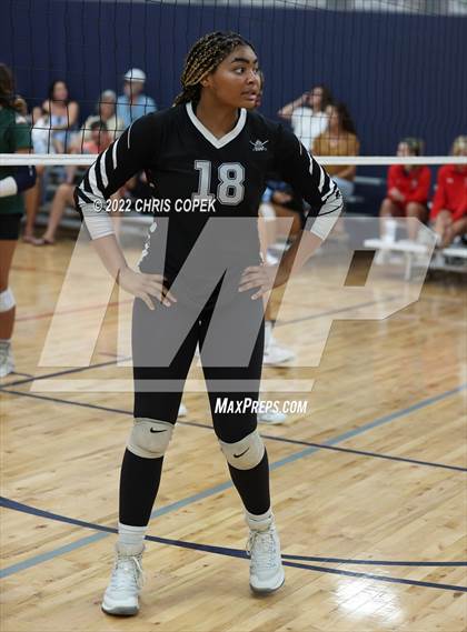 Thumbnail 2 in Trinity Catholic vs Lafayette (Nike Tournament of Champions) photogallery.